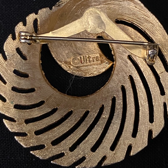 Vintage Ultra gold swirl pearl brooch - Picture 2 of 2
